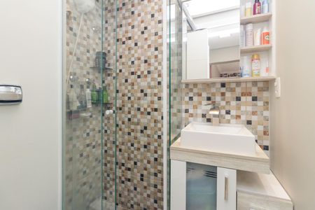 Apartamento à venda com 58m², 2 quartos e 2 vagas Apartamento à venda com 58m², 2 quartos e 2 vagasBanheiro Social