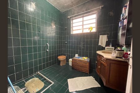 Casa à venda com 250m², 3 quartos e 3 vagas Casa à venda com 250m², 3 quartos e 3 vagasBanheiro Social 2