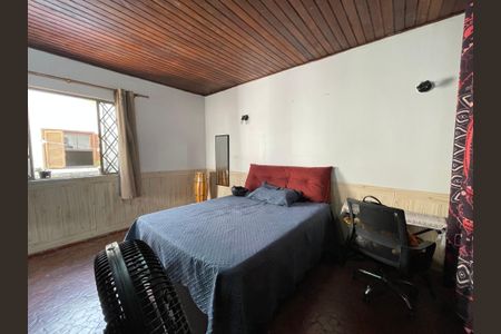 Casa à venda com 250m², 3 quartos e 3 vagas Casa à venda com 250m², 3 quartos e 3 vagasQuarto 3