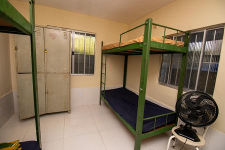 Casa à venda com 150m², 4 quartos e 1 vaga Casa à venda com 150m², 4 quartos e 1 vagaQuarto 4