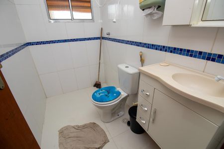 Casa à venda com 150m², 4 quartos e 1 vaga Casa à venda com 150m², 4 quartos e 1 vagaBanheiro Social