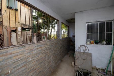 Casa à venda com 150m², 4 quartos e 1 vaga Casa à venda com 150m², 4 quartos e 1 vagaQuintal
