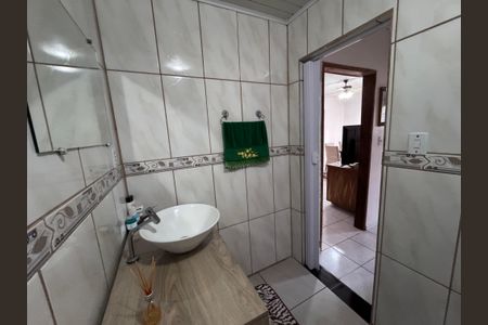 Casa à venda com 130m², 3 quartos e 3 vagas Casa à venda com 130m², 3 quartos e 3 vagasBanheiro