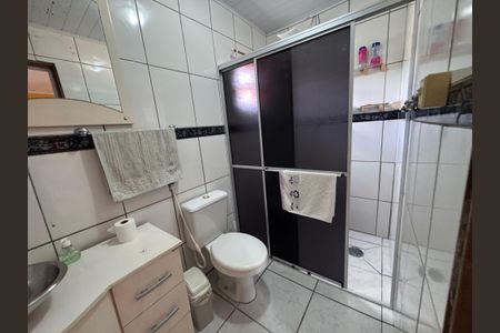 Casa à venda com 130m², 3 quartos e 3 vagas Casa à venda com 130m², 3 quartos e 3 vagasSuíte Banheiro