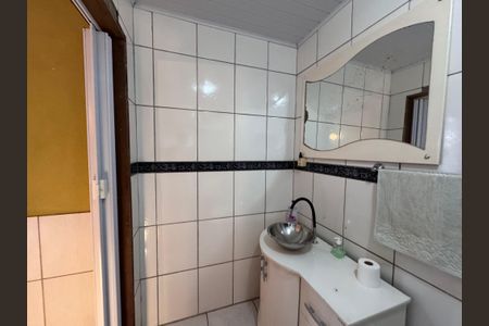 Casa à venda com 130m², 3 quartos e 3 vagas Casa à venda com 130m², 3 quartos e 3 vagasSuíte Banheiro