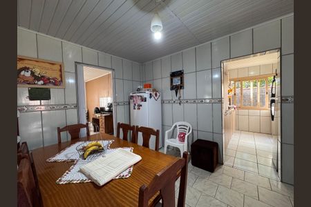 Casa à venda com 130m², 3 quartos e 3 vagas Casa à venda com 130m², 3 quartos e 3 vagasCozinha