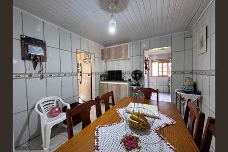 Casa à venda com 130m², 3 quartos e 3 vagas Casa à venda com 130m², 3 quartos e 3 vagasCozinha