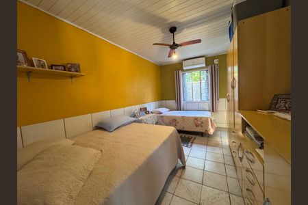 Casa à venda com 130m², 3 quartos e 3 vagas Casa à venda com 130m², 3 quartos e 3 vagasSuíte