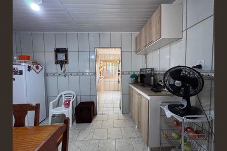 Casa à venda com 130m², 3 quartos e 3 vagas Casa à venda com 130m², 3 quartos e 3 vagasCozinha