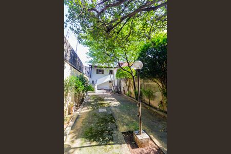 Casa à venda com 300m², 3 quartos e 2 vagas Casa à venda com 300m², 3 quartos e 2 vagasQuintal