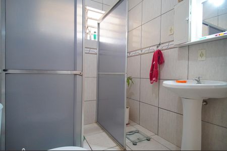 Casa à venda com 189m², 3 quartos e 2 vagasBanheiro