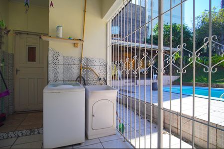 Casa à venda com 189m², 3 quartos e 2 vagasÁrea de Serviço