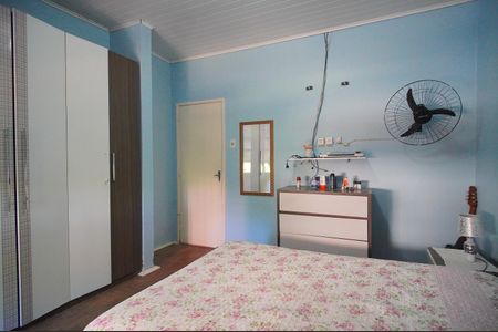 Casa à venda com 189m², 3 quartos e 2 vagasQuarto 1