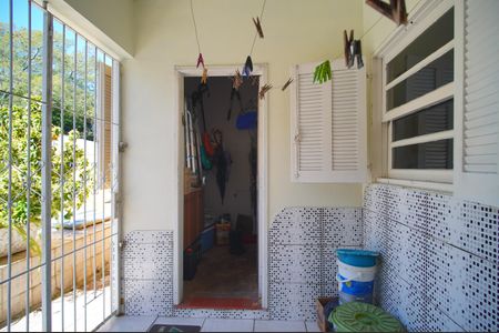 Casa à venda com 189m², 3 quartos e 2 vagasÁrea de Serviço