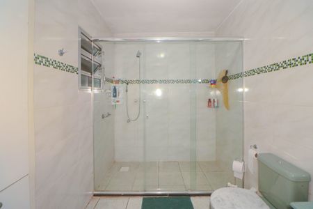 Casa à venda com 150m², 3 quartos e 4 vagasBanheiro