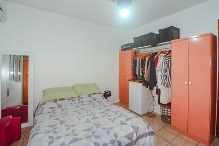 Casa à venda com 150m², 3 quartos e 4 vagasQuarto 2
