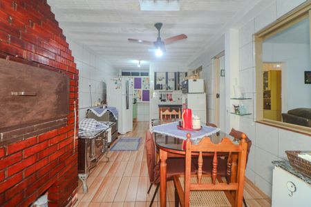 Casa à venda com 150m², 3 quartos e 4 vagasÁrea de Serviço