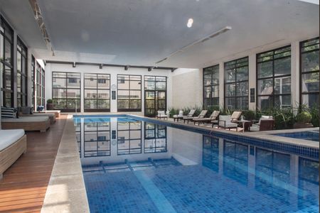 Apartamento para alugar com 65m², 2 quartos e 2 vagas Apartamento para alugar com 65m², 2 quartos e 2 vagasÁrea comum - Piscina coberta