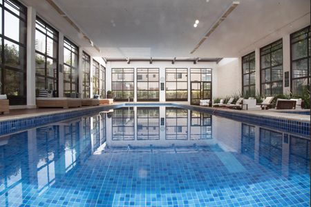 Apartamento para alugar com 65m², 2 quartos e 2 vagas Apartamento para alugar com 65m², 2 quartos e 2 vagasÁrea comum - Piscina coberta