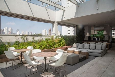 Apartamento para alugar com 65m², 2 quartos e 2 vagas Apartamento para alugar com 65m², 2 quartos e 2 vagasÁrea comum - Churrasqueira