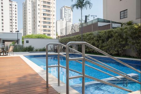 Apartamento para alugar com 65m², 2 quartos e 2 vagas Apartamento para alugar com 65m², 2 quartos e 2 vagasÁrea comum - Piscina