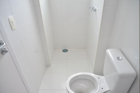 Apartamento à venda com 82m², 3 quartos e 2 vagasBanheiro da Suíte