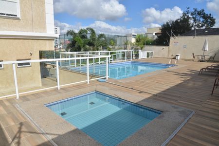 Apartamento à venda com 82m², 3 quartos e 2 vagasÁrea comum - Piscina
