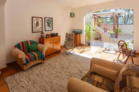 Casa de condomínio à venda com 250m², 4 quartos e 4 vagasSalão de Festas