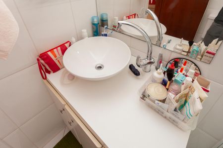 Casa de condomínio à venda com 250m², 4 quartos e 4 vagasBanheiro da Suíte