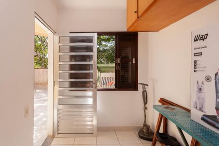 Casa de condomínio à venda com 250m², 4 quartos e 4 vagasQuarto de Serviço