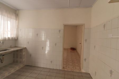 Casa à venda com 234m², 3 quartos e 1 vaga Casa à venda com 234m², 3 quartos e 1 vagaCozinha