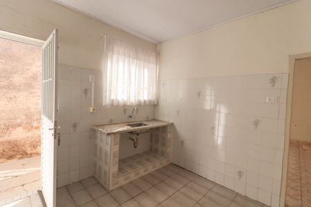 Casa à venda com 234m², 3 quartos e 1 vaga Casa à venda com 234m², 3 quartos e 1 vagaCozinha