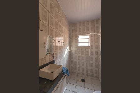 Casa à venda com 234m², 3 quartos e 1 vaga Casa à venda com 234m², 3 quartos e 1 vagaBanheiro