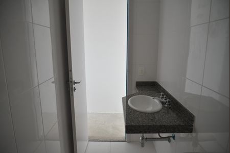 Apartamento à venda com 82m², 3 quartos e 3 vagasBanheiro Social