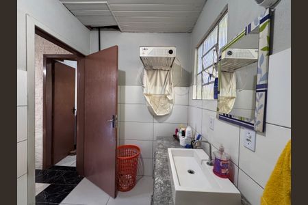 Casa à venda com 90m², 2 quartos e 3 vagas Casa à venda com 90m², 2 quartos e 3 vagasBanheiro