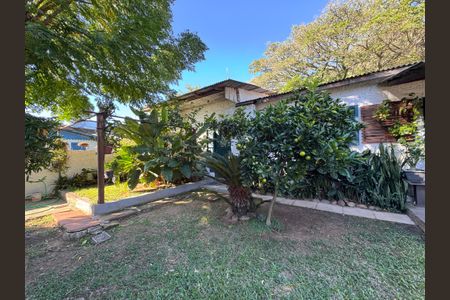 Casa à venda com 90m², 2 quartos e 3 vagas Casa à venda com 90m², 2 quartos e 3 vagasÁrea comum