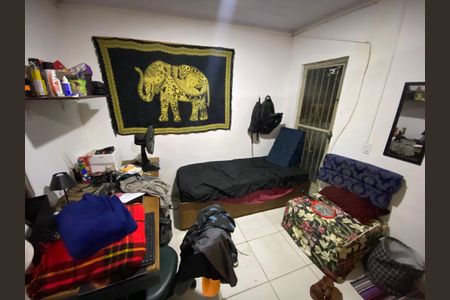 Casa à venda com 190m², 3 quartos e 3 vagas Casa à venda com 190m², 3 quartos e 3 vagasQuarto 2