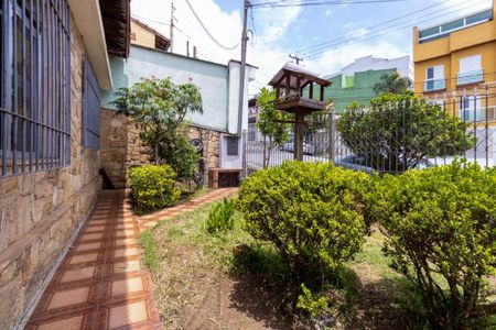 Casa à venda com 318m², 3 quartos e 4 vagas