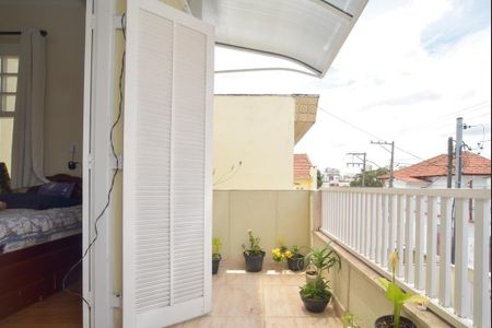 Casa à venda com 156m², 2 quartos e 3 vagas