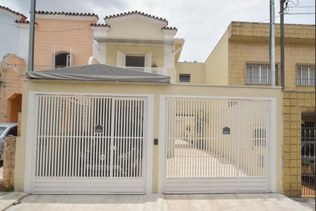 Casa à venda com 156m², 2 quartos e 3 vagas