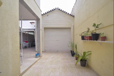 Casa à venda com 156m², 2 quartos e 3 vagas