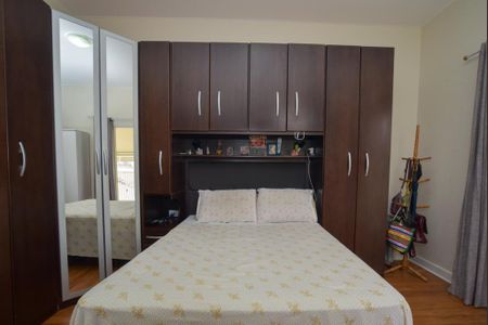 Casa à venda com 156m², 2 quartos e 3 vagas