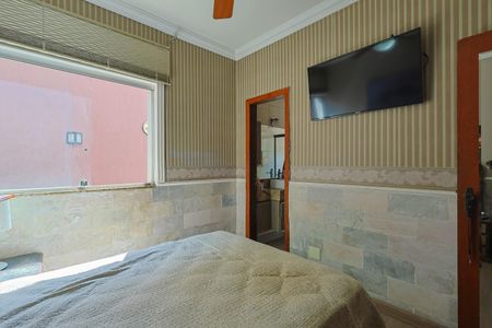 Apartamento à venda com 150m², 3 quartos e 1 vaga Apartamento à venda com 150m², 3 quartos e 1 vagaSuíte