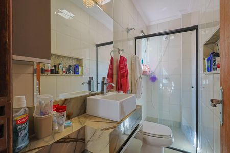 Apartamento à venda com 150m², 3 quartos e 1 vaga Apartamento à venda com 150m², 3 quartos e 1 vagaBanheiro da Suíte