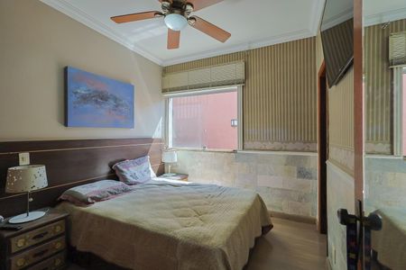 Apartamento à venda com 150m², 3 quartos e 1 vaga Apartamento à venda com 150m², 3 quartos e 1 vagaSuíte