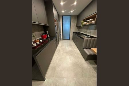 Apartamento à venda com 241m², 4 quartos e 4 vagas