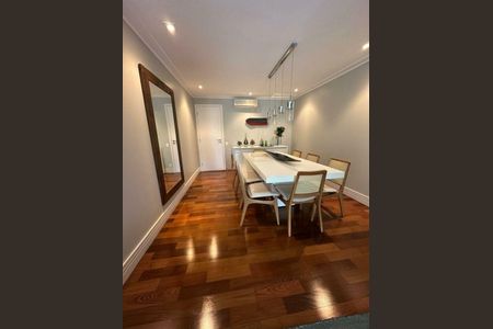 Apartamento à venda com 241m², 4 quartos e 4 vagas