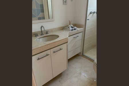 Apartamento à venda com 241m², 4 quartos e 4 vagas