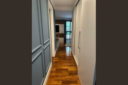 Apartamento à venda com 241m², 4 quartos e 4 vagas