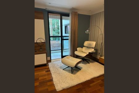 Apartamento à venda com 241m², 4 quartos e 4 vagas